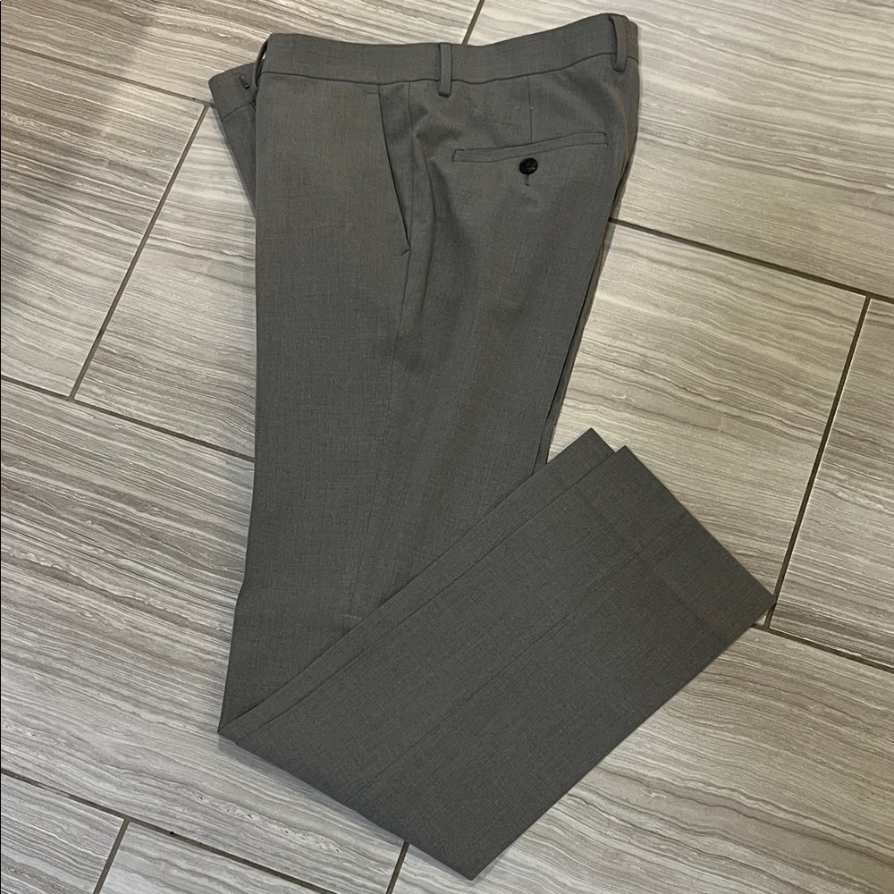 Kenneth Cole Men’s slim fit Charcoal Trousers 32x32